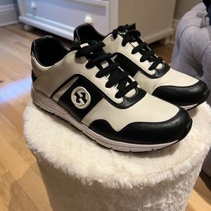 Gucci sneakers in perfect conditions
